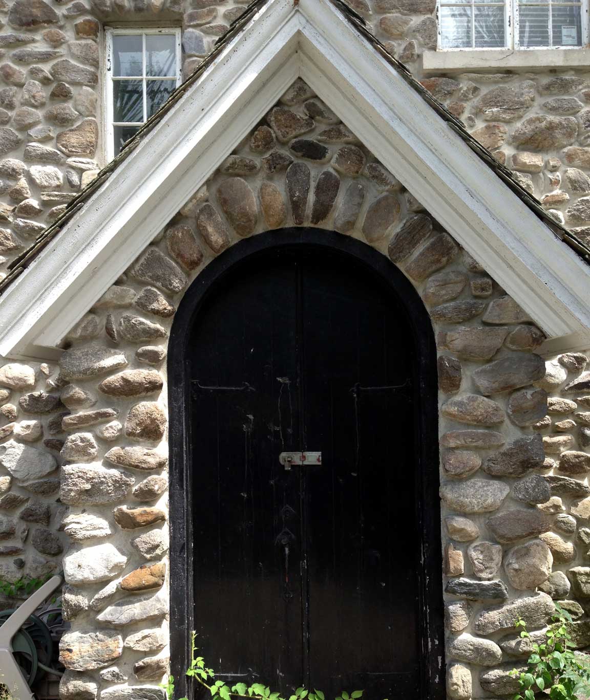 Picture of cellar door.
