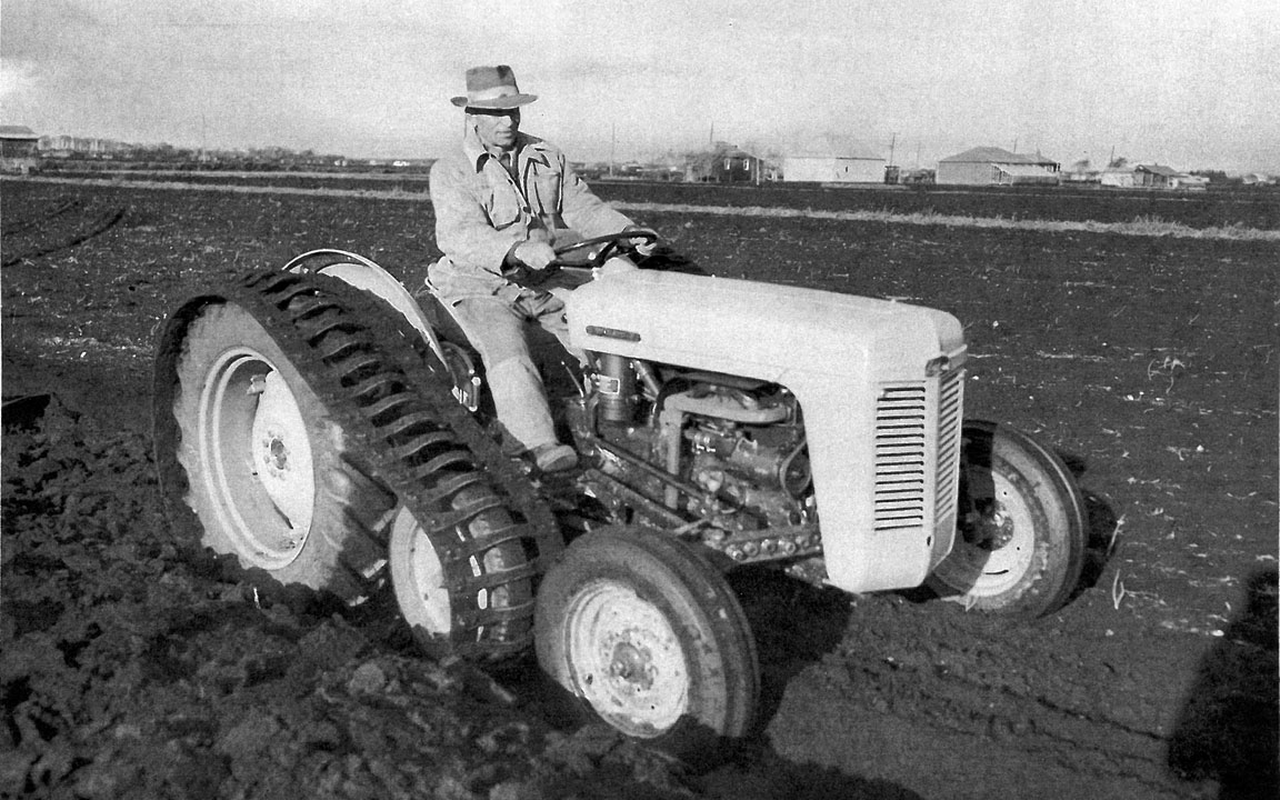 Picture of tractor.