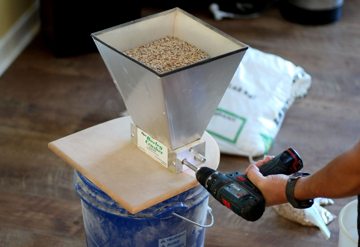 Picture of grain crusher.